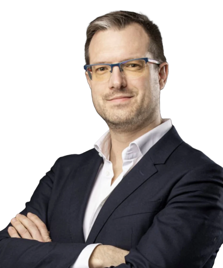 Adam Bąk Headshot